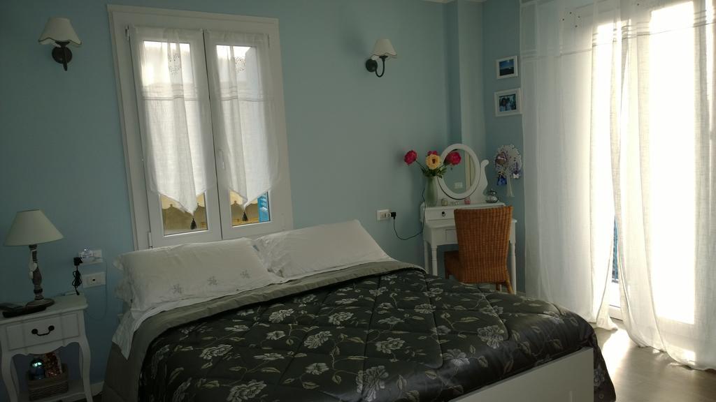 Ventiquattro Ore Vacanze Hotel Agrano Pokój zdjęcie